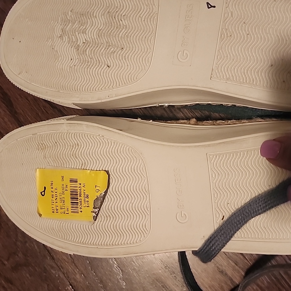 Womens Guess Denim Star Size 8 Lace Up Shoes. Never worn - Picture 5 of 10